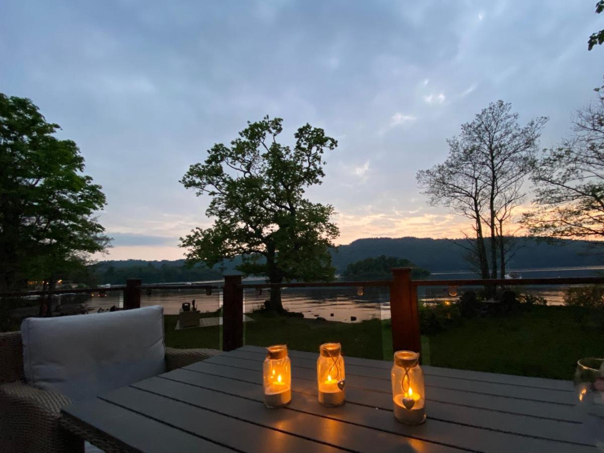 Loubi'S Lakeside Lodge Віндермір Екстер'єр фото